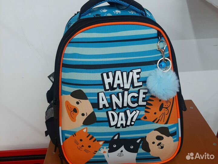 Школьный рюкзак