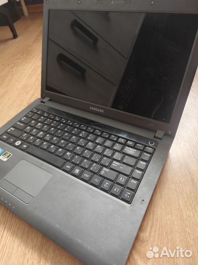 Ноутбук samsung