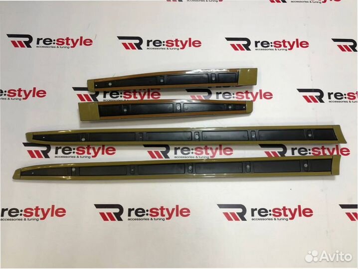 Молдинги дверей Toyota Land Cruiser 200 T619