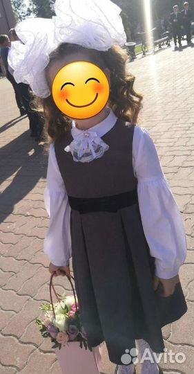 Школьный сарафан+2 блузки рост 122- 128