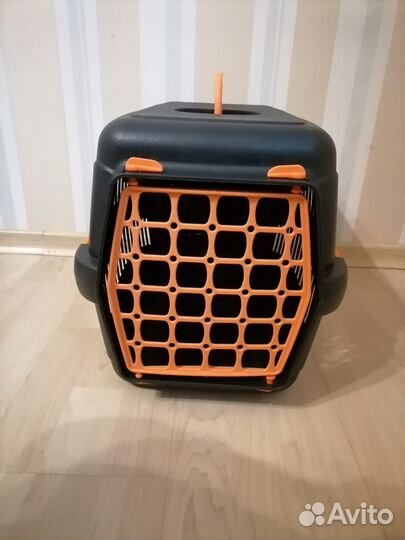 Переноска для животных пластиковая