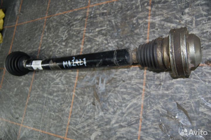 Полуось передняя правая - Skoda Octavia A7