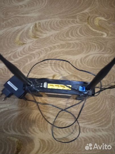 Роутер Asus DSL-N12U