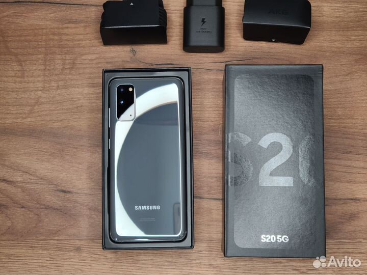 Samsung Galaxy S20 5G (Snapdragon 865), 8/128 гб