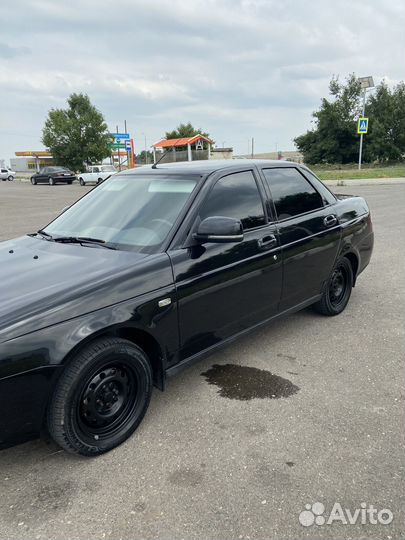 LADA Priora 1.6 МТ, 2015, 200 000 км