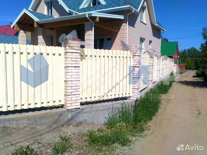 Забор из Евроштакетника