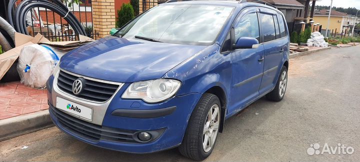 Volkswagen Touran 1.6 МТ, 2008, 333 000 км