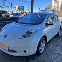 Nissan Leaf AT, 2011, 135 000 км, с пробегом, цена 612 000 руб.