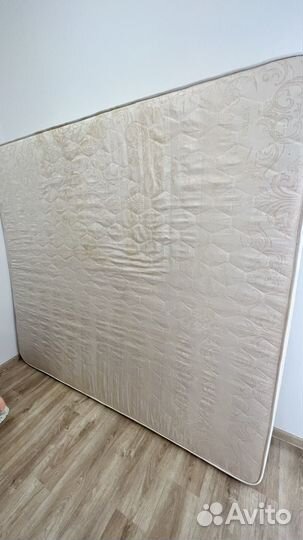 Матрас 180х200