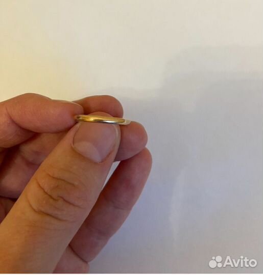 Золотое кольцо обручальное
