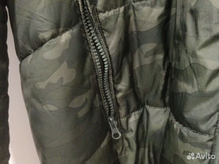 Куртка-ветровка