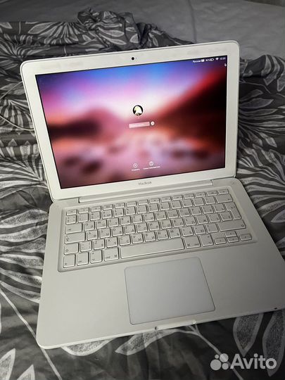 Macbook