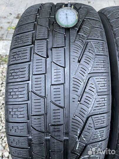 Pirelli Winter Sottozero 240 Serie II 235/45 R18