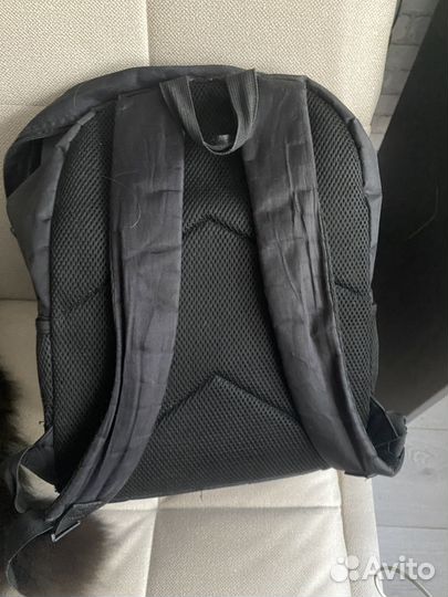 Рюкзак школьный 3Д в отличном состоянии
