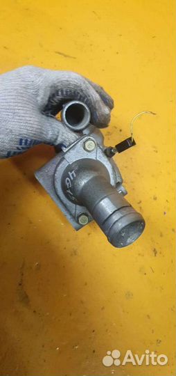 Корпус фланец термостата Mitsubishi 1.5 4G15 GDI