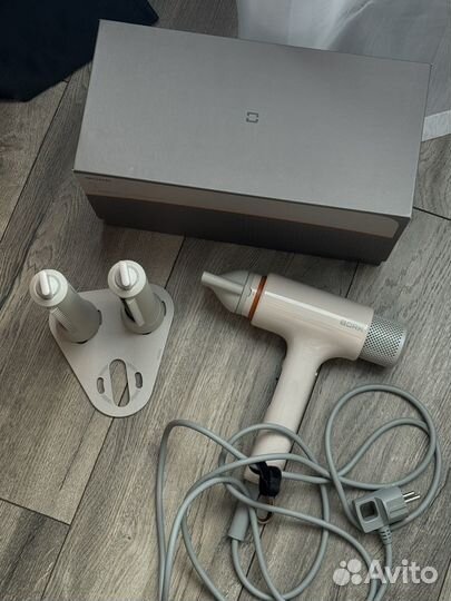 Фен стайлер bork