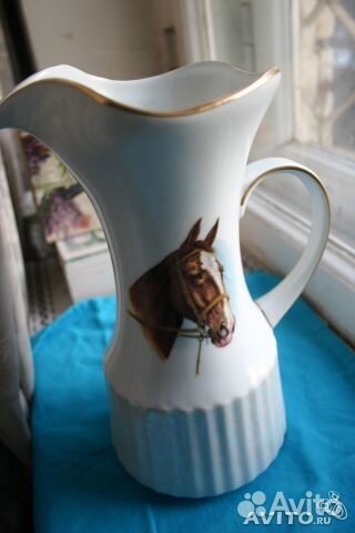 Антикварный кувшин - лошади, блюдо Прибалтика