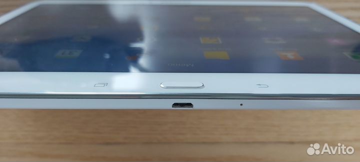 Планшет Samsung Galaxy Tab 4 10.1