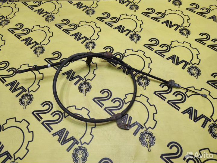 Трос стояночного тормоза задний правый Hyundai