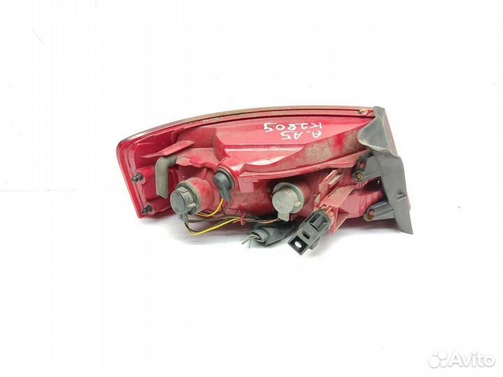 Фонарь задний правый Audi A5 8T 2008 8T0945096