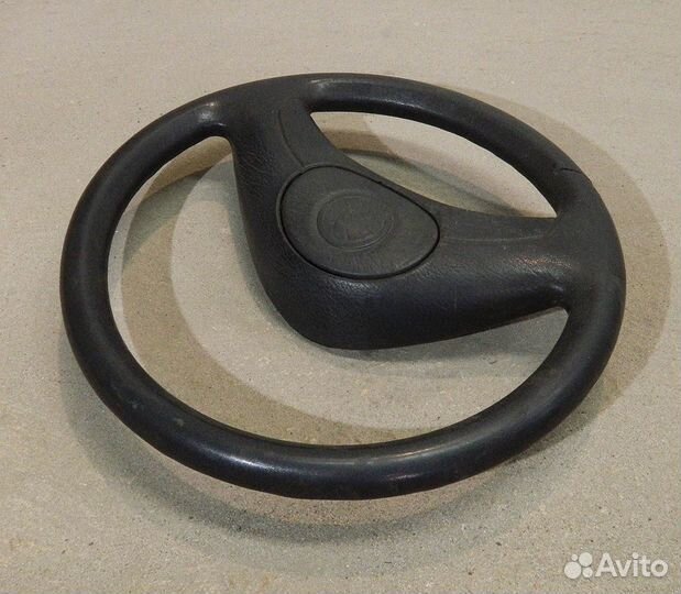 Руль Skoda Felicia