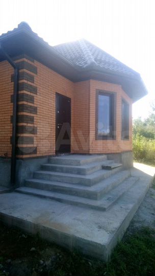 Дом 93 м² на участке 6 сот.