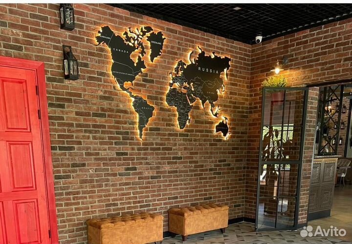 Карта мира металлическая