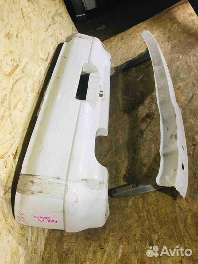 Бампер задний sedan nissan Skyline HR33 Белыйусили