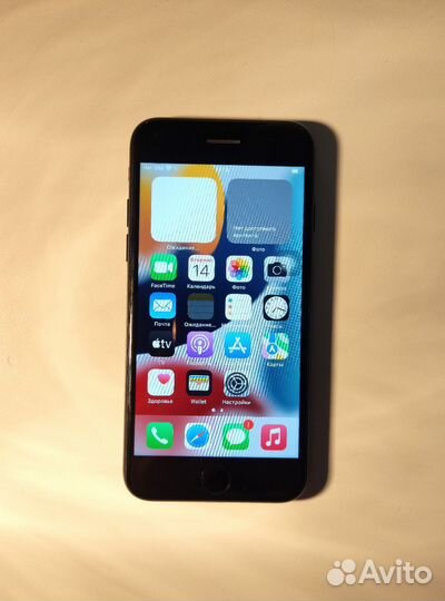 iPhone 7, 32 ГБ