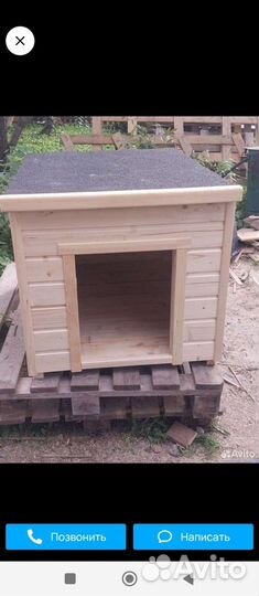 Собачья будка и гнезда для несушек