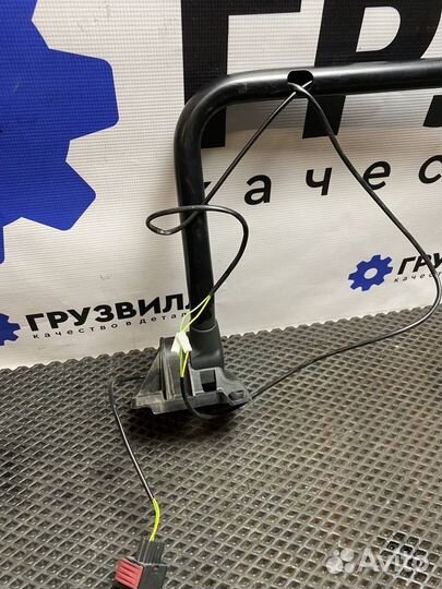 Кронштейн зеркала кабины правый Renault Premium