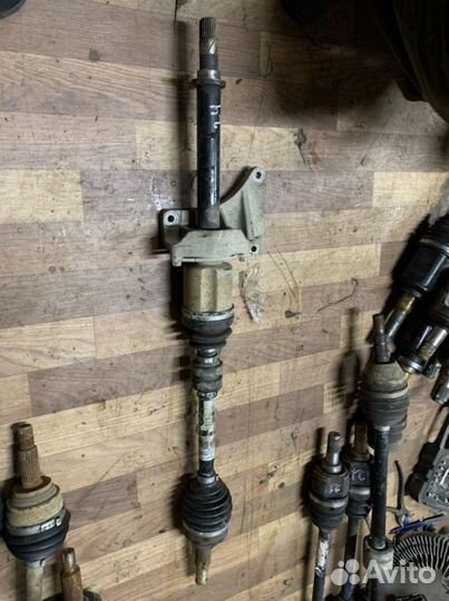 Привод передний правый Nissan Qashqai J10