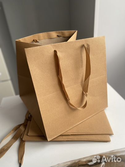 Бумажный пакет с квадратным дном торта/подарка