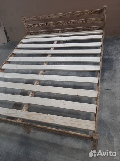 Кровать 180 красивая)