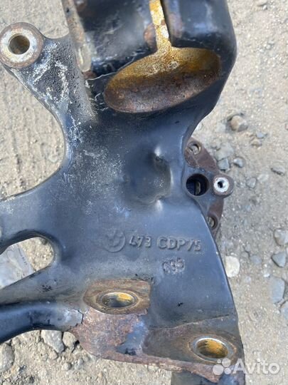 Поворотный левый кулак бмв 7 е83 bmw 7 e83