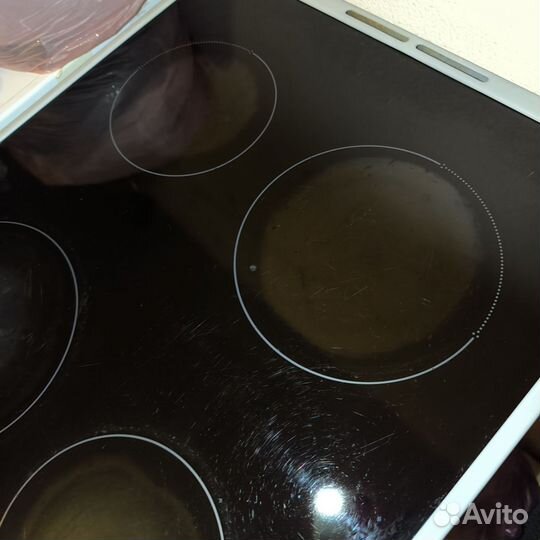 Плита Zanussi электрическая стеклокерамика бу