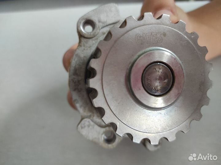 Помпа LADA vesta(водяной насос)