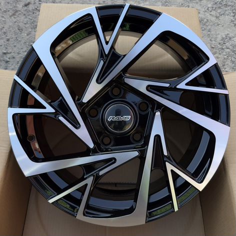 Литые диски Sakura Wheels 181 6.5×R16 5×114.3