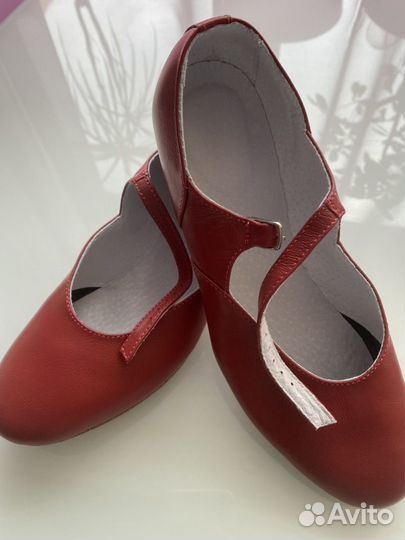 Туфли для народных танцев