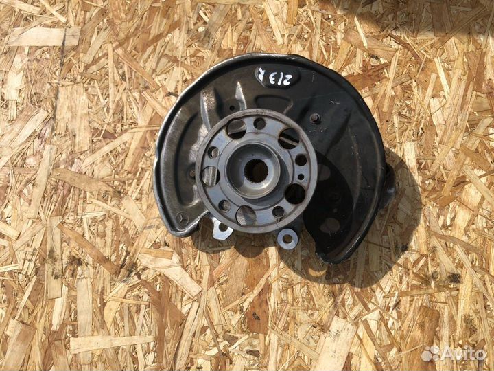 Кулак задний правый Mercedes-Benz CLS-Класс C257