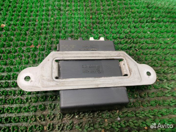 Блок управления стеклоочистителем задний Ssangyong