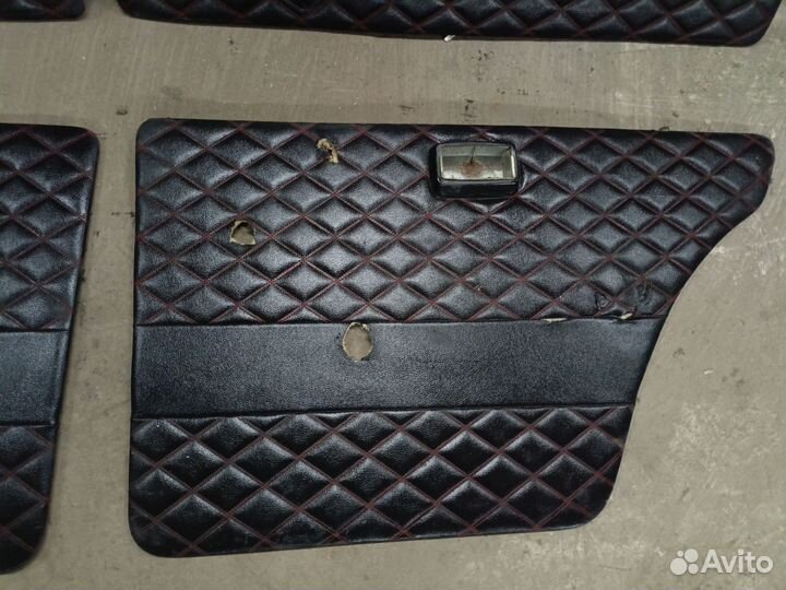 Комплект дверных карт ваз 2107