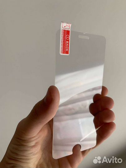 Защитные стекла для iPhone