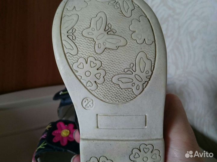 Сандалии для девочки 23 размер