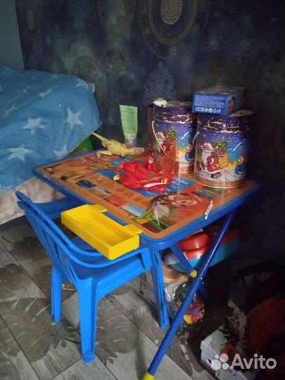 Детский столик и стульчик бу