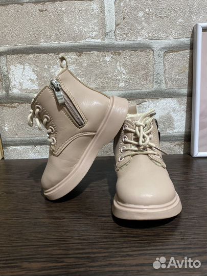 Сапоги для девочки