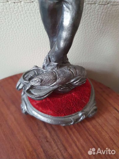 Статуэтка Франция оловянная