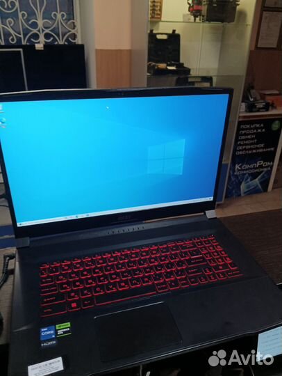 Игровой 17 диаг MSI katana gf76