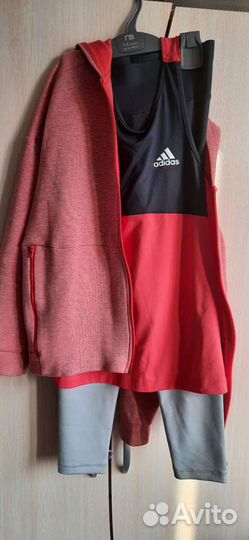 Спортивный костюм adidas для девочек 140-146р