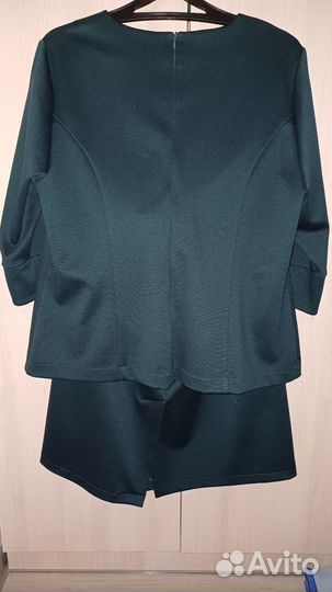 Костюм женский с юбкой